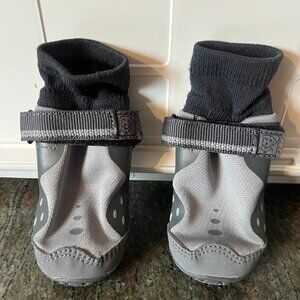 NEW Ruffwear Summit Trex Boots in Gray & Black Size 2 inches (1 pair)